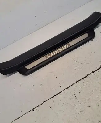 Lexus RX 450H Side skirt front trim 6791048070