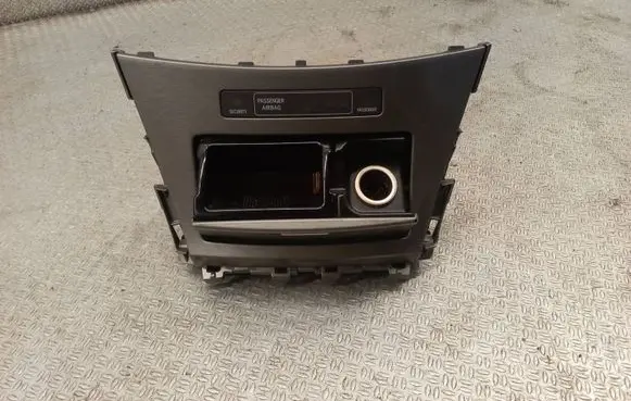 Car ashtray