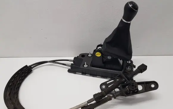 Volkswagen Golf VII Gear shifter/selector 5Q0711049AP 5Q0711266B