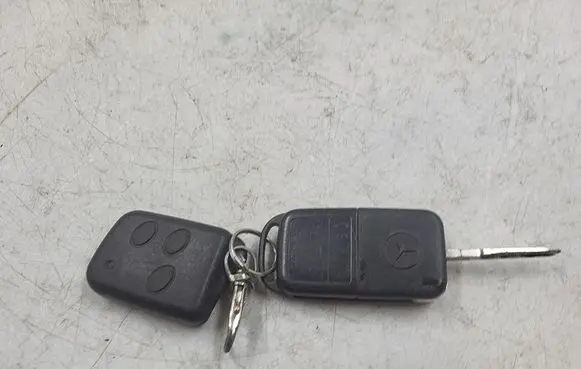 Mercedes-Benz ML W163 Ignition key/card 
