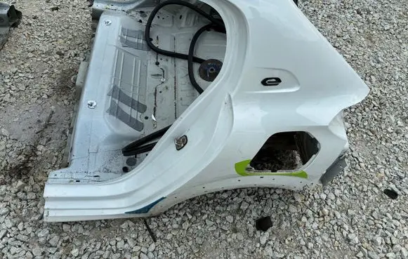 Peugeot 208 II Rear quarter panel 