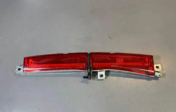 BMW 3 F30 F35 F31 Third/center stoplight 7260545 63257260545