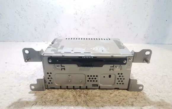 Ford Fusion II Radio/CD/DVD/GPS head unit DS7T19C107BJ