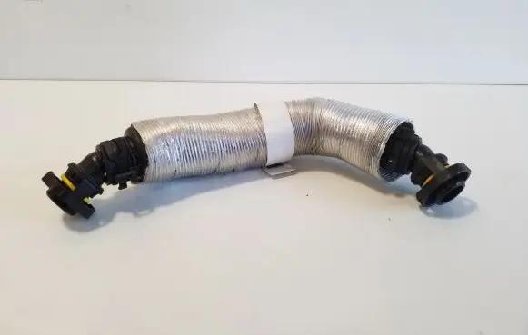 Land Rover Evoque II Breather/breather pipe/hose M8D26C342BC