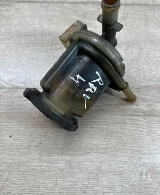 Toyota RAV 4 (XA20) Power steering fluid tank/reservoir