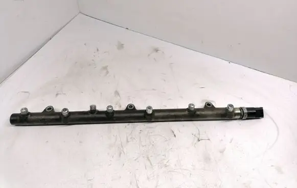 BMW 5 E39 Fuel main line pipe 0445216002 22005377