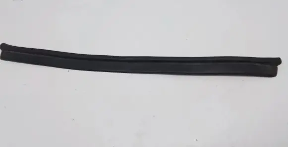 BMW 7 F01 F02 F03 F04 Engine compartment rubber 