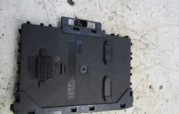 Ford Focus Fuse box set JX6T-15604-RJH