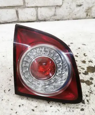 Volkswagen Golf Plus Tailgate rear/tail lights 5M0945093H 049620134
