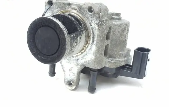 KIA Sportage EGR valve 284102U000 283102U000