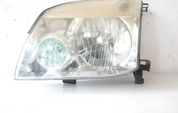 Nissan X-Trail T30 Headlight/headlamp E137510 ICHIKOH1669