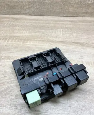 Volkswagen PASSAT B7 Comfort/convenience module 3AA937087C 5WK50447
