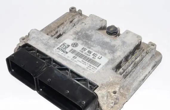 Skoda Octavia Mk2 (1Z) Engine control unit/module 03G906021LD 0281013187 1039S14575