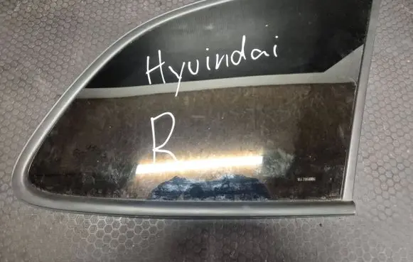 Hyundai Santa Fe Rear side window