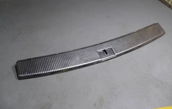 Volkswagen Touareg I Trunk/boot sill cover protection 7L6863459B