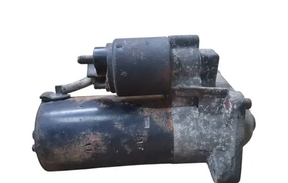 Volvo V70 Starter motor 001109264 30774473