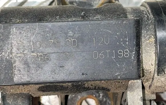 BMW 5 E39 Turbo solenoid valve 70057900