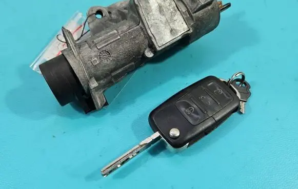 Skoda Roomster (5J) Ignition lock 4B0905851C IMPRK1427622