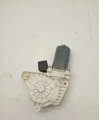 Mercedes-Benz S C217 Front door window regulator motor A555383