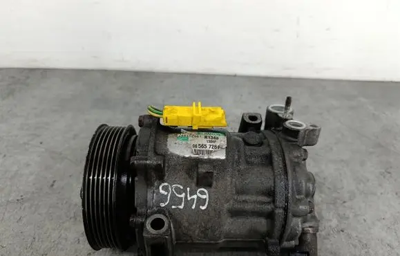 Peugeot 407 Air conditioning (A/C) compressor (pump) 9656572680