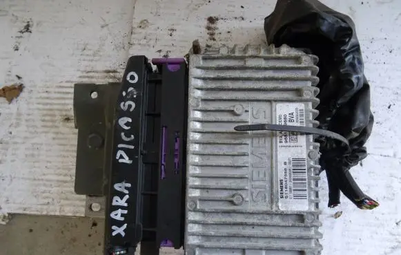 Citroen Xsara Picasso Engine control unit/module 9661029680 8200302005 S118047556B