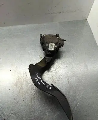 Audi A4 S4 B6 8E 8H Accelerator throttle pedal 8e1721523b
