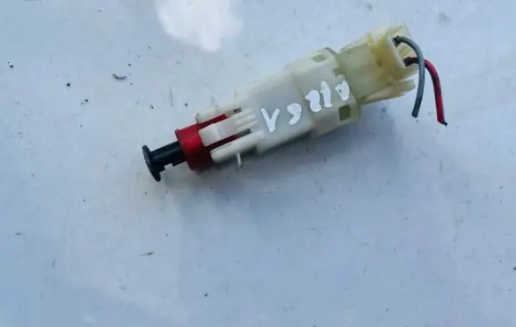 Opel Zafira A Brake pedal sensor switch 90492444