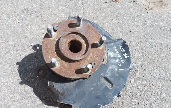 KIA Sportage Front wheel hub