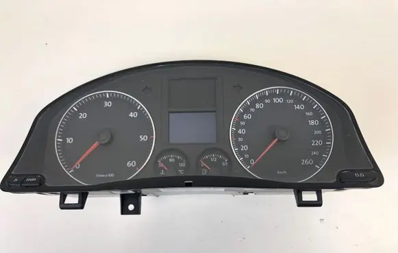 Volkswagen Golf Plus Speedometer (instrument cluster) 1K0920864B