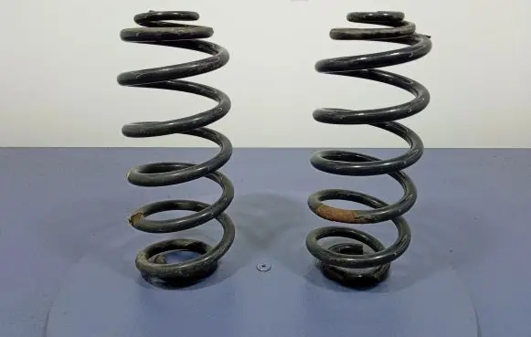 BMW X5M E70 Rear coil spring