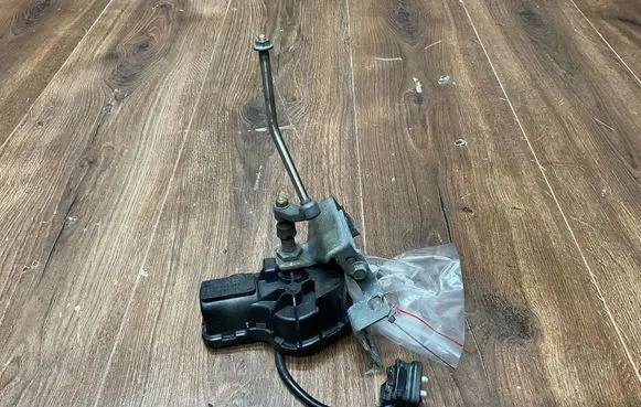 Mercedes-Benz SL R129 Headlight wiper motor 1298200442
