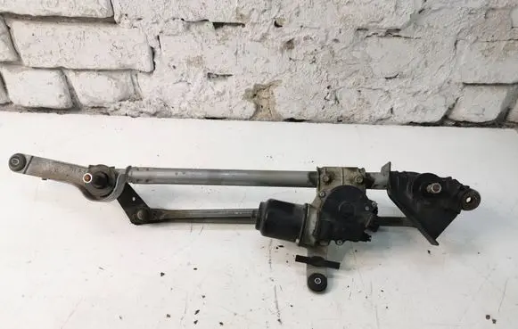 Subaru Outback Front wiper linkage and motor