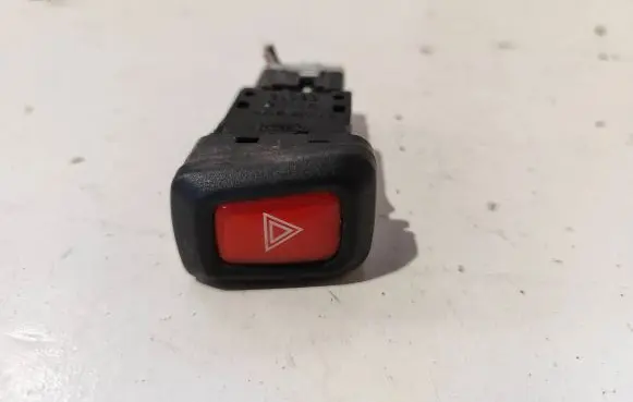 Nissan Almera N16 Hazard light switch 06016
