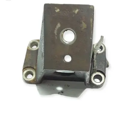 Toyota Land Cruiser (HDJ90) Engine mounting bracket 1231567030