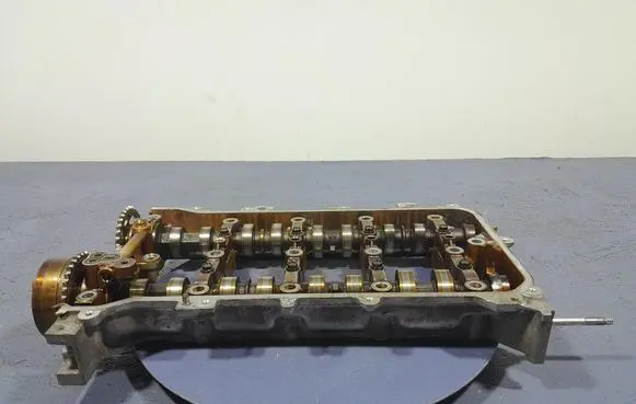 Toyota Auris E180 Camshaft 