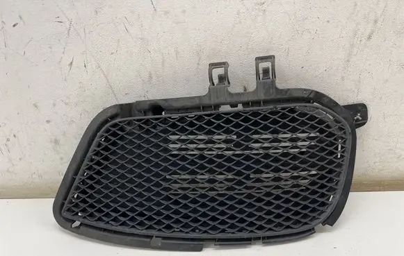 Mercedes-Benz GLA W156 X156 Front bumper lower grill A1568855422