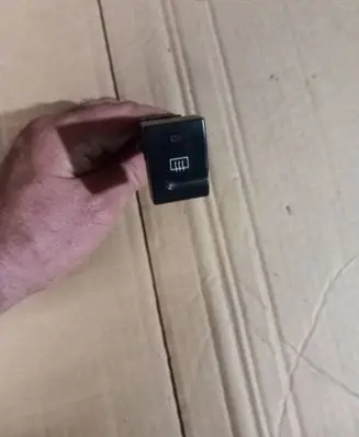 Peugeot 406 Windscreen/window heater switch 