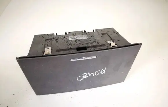 Volkswagen Phaeton Glove box 3d0858338b
