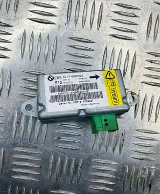 BMW 7 E65 E66 Airbag deployment crash/impact sensor 30696022701E