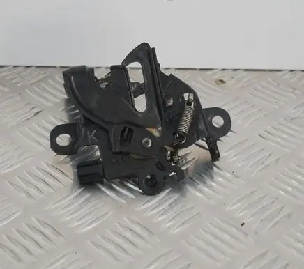 Toyota Verso-S Engine bonnet/hood lock/catch