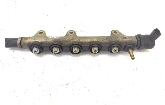 Renault Laguna II Fuel main line pipe H8200426552 0445214062