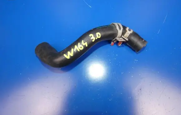 Mercedes-Benz ML W164 Engine coolant pipe/hose A1645060735