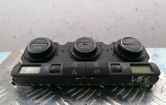 Volkswagen PASSAT B6 Climate control unit