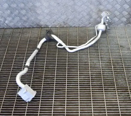 Volvo S90, V90 Air conditioning (A/C) pipe/hose 31404338 31694236