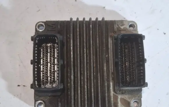Opel Astra G Engine control unit/module 12212819 8973065751