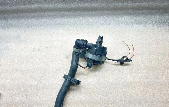 BMW M4 F82 F83 Electric auxiliary coolant/water pump 9147359 9322072 139305
