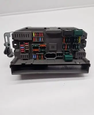 BMW X5 E70 Fuse module 61149145115 518953039A 9145115