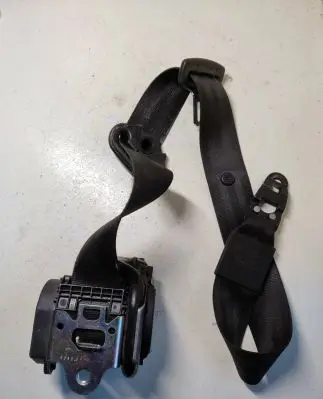 Audi Q7 4L Front seatbelt 606728300 4L1857706