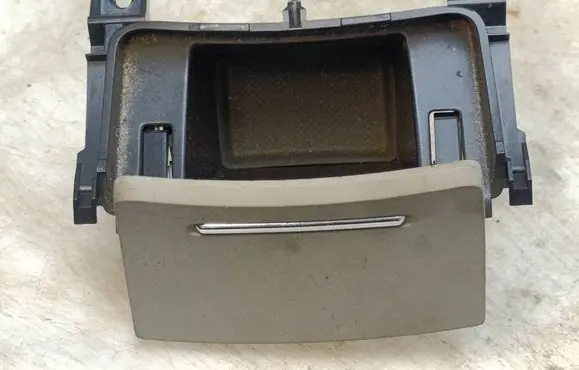 Citroen C5 Glove box central console 9682468277 97897 81230122