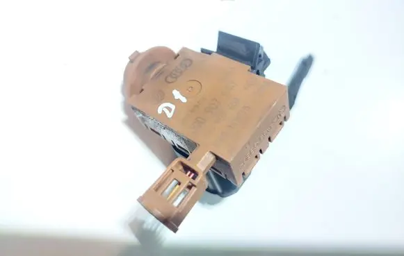 Volkswagen PASSAT B8 Air quality sensor 3Q0907643